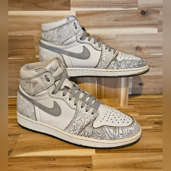 Nike Other - NIKE AIR JORDAN 1 Retro High OG 'LASER'